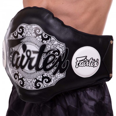 Пояс тренера шкіряний FAIRTEX BPV2 (наповнювач-пінополіуретан, р-р 115x35x5 см, кольори в асортименті)