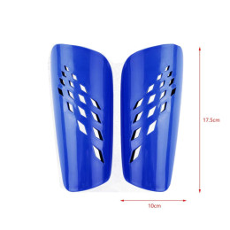 Футбольні щитки RHOMBUS розмір M F654-M blue сині Футбольні щитки RHOMBUS розмір M F654-M blue сині