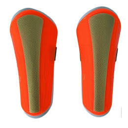 Футбольні щитки BAND розмір S F683-S orange оранжеві Футбольні щитки BAND розмір S F683-S orange оранжеві